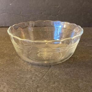 Pyrex Clear Glass Bowl